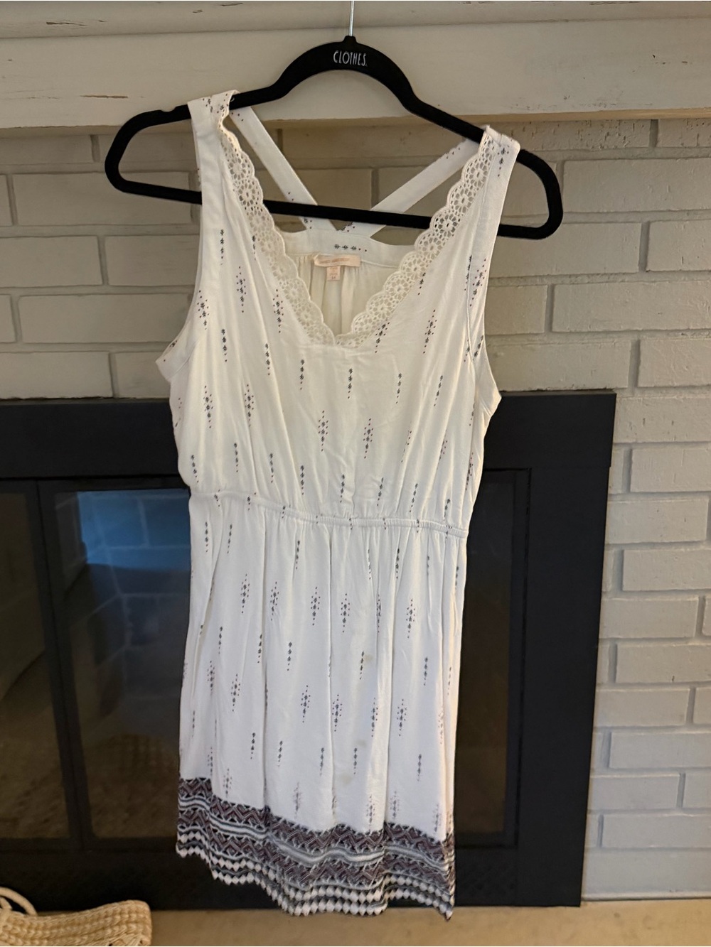 Women’s White Lace-Trim Sleeveless Summer Dress